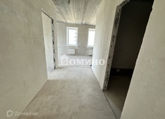 Продается 1-комнатная квартира, 45.4 м2, Тюменская область, улица Республики, 204к12