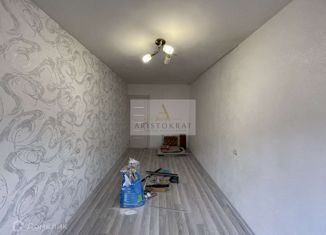 Продам 2-комнатную квартиру, 44.5 м2, Вологда, улица Текстильщиков, 17А, 6-й микрорайон