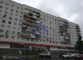 Продажа трехкомнатной квартиры, 60 м2, Нижний Новгород, Совнаркомовская улица, 26, метро Стрелка