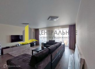 Продается четырехкомнатная квартира, 115.8 м2, Республика Башкортостан, Коммунистическая улица, 43