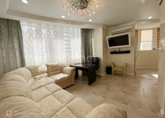 Продается двухкомнатная квартира, 73 м2, Краснодар, улица Леонида Лаврова, 8к1ск2, ЖК Империал