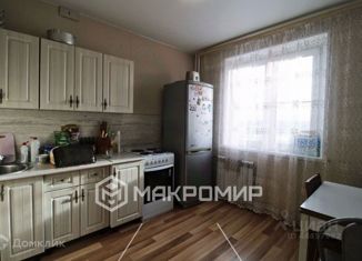Продается 1-комнатная квартира, 43 м2, Челябинск, Новороссийская улица, 9, Ленинский район