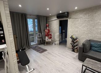 Продам 2-ком. квартиру, 45 м2, Москва, улица Намёткина, 21к3, улица Намёткина
