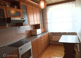 Продам трехкомнатную квартиру, 64 м2, Екатеринбург, улица Академика Шварца, 12к2, улица Академика Шварца