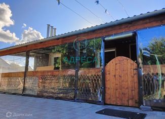 Продажа дома, 98 м2, село Покрово-Михайловка, улица 40 лет Октября