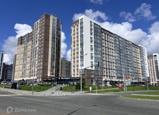 Продается трехкомнатная квартира, 90 м2, Челябинск, улица Академика Макеева, 24