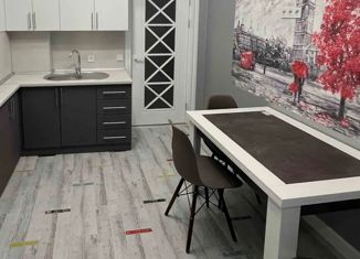 Продаю 1-ком. квартиру, 39 м2, Краснодар, улица Цезаря Куникова, 24к1, ЖК Времена Года 3