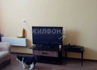 Продаю пятикомнатную квартиру, 100 м2, Норильск, Норильская улица, 4