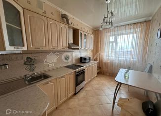 Продажа 1-комнатной квартиры, 42 м2, Тюмень, улица Газовиков, 53к1