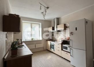 Сдам четырехкомнатную квартиру, 143 м2, Красноярск, улица Чкалова, 41, Октябрьский район