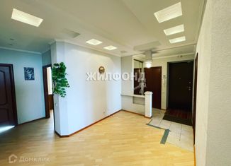 Продается трехкомнатная квартира, 105.3 м2, Новосибирск, улица Фрунзе, 18, метро Маршала Покрышкина