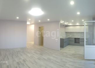 Продажа 2-ком. квартиры, 70 м2, Самара, улица Тухачевского, 80