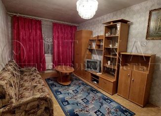 Продам однокомнатную квартиру, 41 м2, Луга, улица Миккели, 12