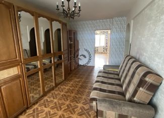 Продаю 3-комнатную квартиру, 59 м2, Калуга, Привокзальная улица, 11