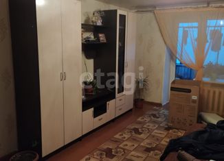 Двухкомнатная квартира на продажу, 52 м2, Троицк, Дорожная улица, 12