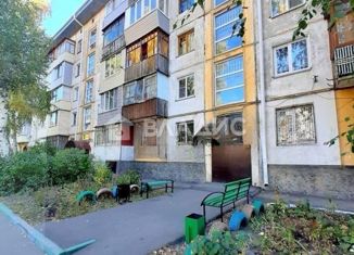 Продается 3-ком. квартира, 63 м2, Алтайский край, улица Владимира Короленко, 47