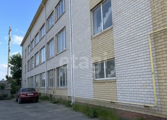 Продам 2-ком. квартиру, 67.5 м2, Таганрог, Социалистическая улица, 132