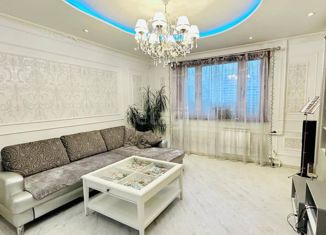 Продается трехкомнатная квартира, 77 м2, Москва, Пронская улица, 3, метро Косино