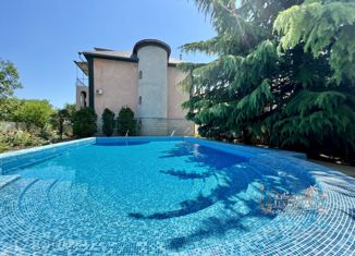 Сдается дом, 300 м2, Ялта, Кедровая улица, 8