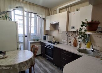 Продается двухкомнатная квартира, 46 м2, поселок городского типа Афипский, Краснодарская улица, 32