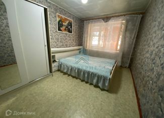 Продается 2-ком. квартира, 58 м2, Астраханская область, проспект Бумажников, 7