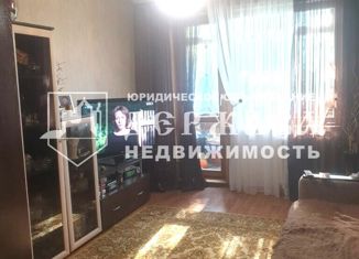 Продам 1-комнатную квартиру, 31 м2, Кемерово, Инициативная улица, 34А