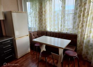 Сдается 2-комнатная квартира, 56.3 м2, Курск, проспект Вячеслава Клыкова, 64