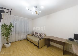 Продам 3-комнатную квартиру, 80 м2, Тюмень, улица Николая Зелинского, 19, ЖК Семейный