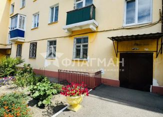 Продаю 2-ком. квартиру, 46.4 м2, Усолье-Сибирское, улица Энгельса, 6