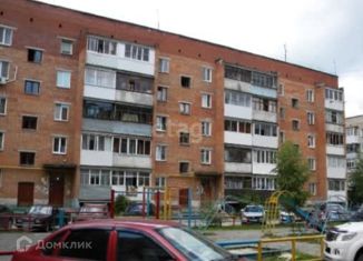 Продается 2-комнатная квартира, 47 м2, Аша, улица Нелюбина, 33