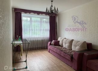 Продается 3-ком. квартира, 62.1 м2, Орск, улица Юлиуса Фучика, 4А