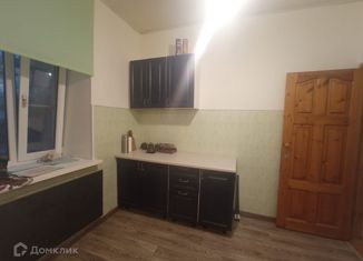 Продаю двухкомнатную квартиру, 40.5 м2, село Гайдук, Заводская улица, 14