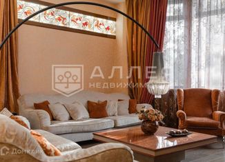 Продается дом, 365 м2, деревня Чесноково, улица Радуга, 71