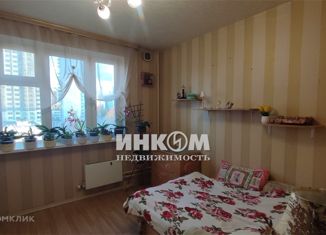 Продаю 3-ком. квартиру, 76.6 м2, Москва, Кременчугская улица, 5к3, Кременчугская улица