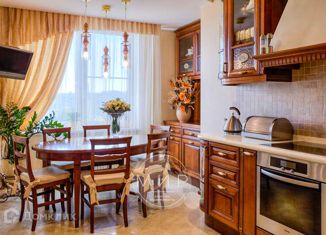 Продаю 3-ком. квартиру, 103.1 м2, Москва, Чертановская улица, 48к3, метро Пражская