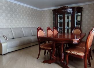 Продается 4-ком. квартира, 92.9 м2, Нальчик, улица Идарова, 15, район Телемеханика