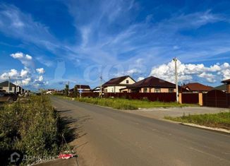 Продам участок, 8.3 сот., село Луговое