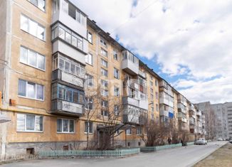 Продам 2-комнатную квартиру, 43.5 м2, Златоуст, квартал имени А.М. Матросова, 2