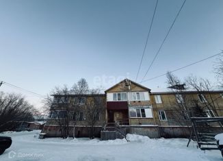 Продается 2-ком. квартира, 55 м2, Салехард, улица Зои Космодемьянской, 34А
