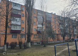 Продажа 2-комнатной квартиры, 45 м2, Ростовская область, улица Зои Космодемьянской, 18