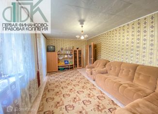 Продам 4-комнатную квартиру, 80 м2, деревня Берёзовка, Школьная улица, 38