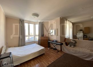 Продается 1-комнатная квартира, 48.7 м2, Екатеринбург, улица Юлиуса Фучика, 3, улица Юлиуса Фучика