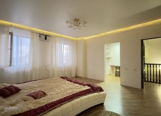 Продается дом, 125 м2, посёлок Российский, улица имени В.М. Комарова, 49