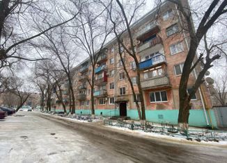 Продажа двухкомнатной квартиры, 41.8 м2, Элиста, улица Юрия Клыкова, 136, 2-й микрорайон