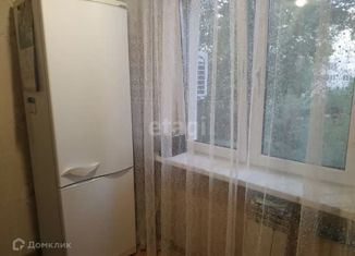 Продается 3-комнатная квартира, 60.4 м2, Саратов, улица имени С.Ф. Тархова, 39, жилой район Солнечный-2