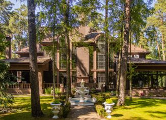 Продаю дом, 1400 м2, КИЗ Дипломат