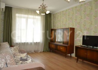 Сдаю двухкомнатную квартиру, 55 м2, Москва, Ленинский проспект, 73/8, метро Университет