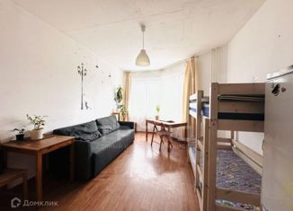 Продам квартиру студию, 24.3 м2, Петергоф, Петергофская улица, 8