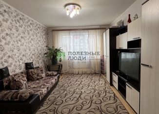 Продается 3-комнатная квартира, 64.2 м2, Саратовская область, Полтавская улица, 40А