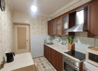 Продаю 2-комнатную квартиру, 64 м2, Краснодарский край, улица Пирогова, 4